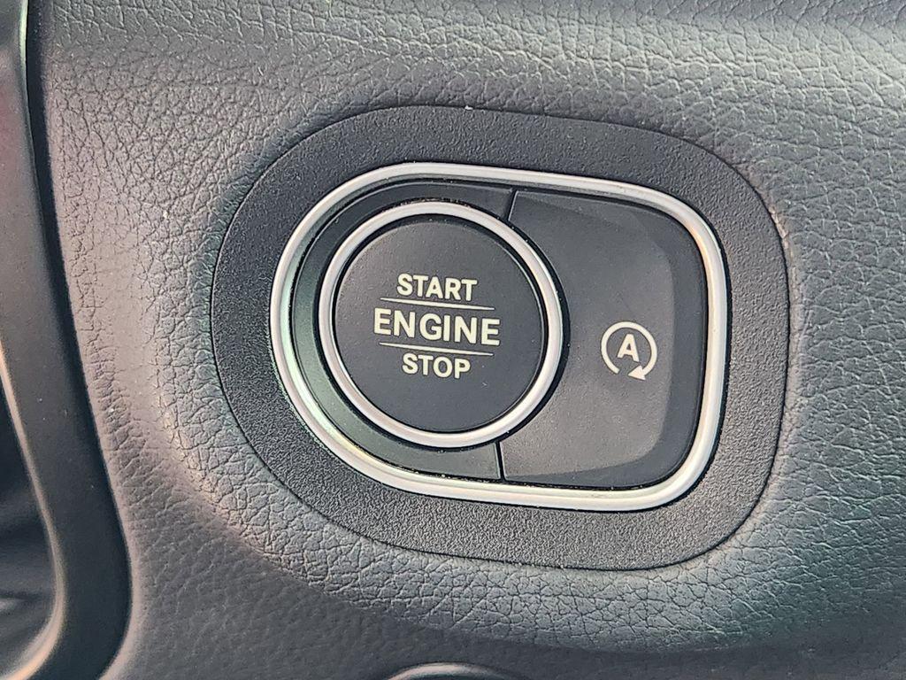 used 2022 Mercedes-Benz GLE 350 car, priced at $36,777