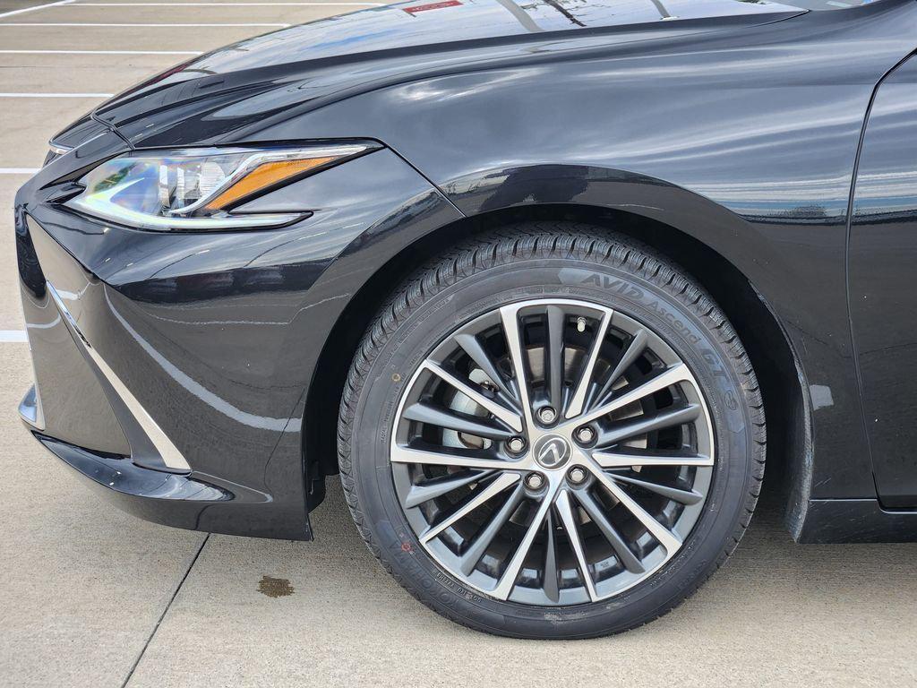 used 2022 Lexus ES 350 car, priced at $38,888