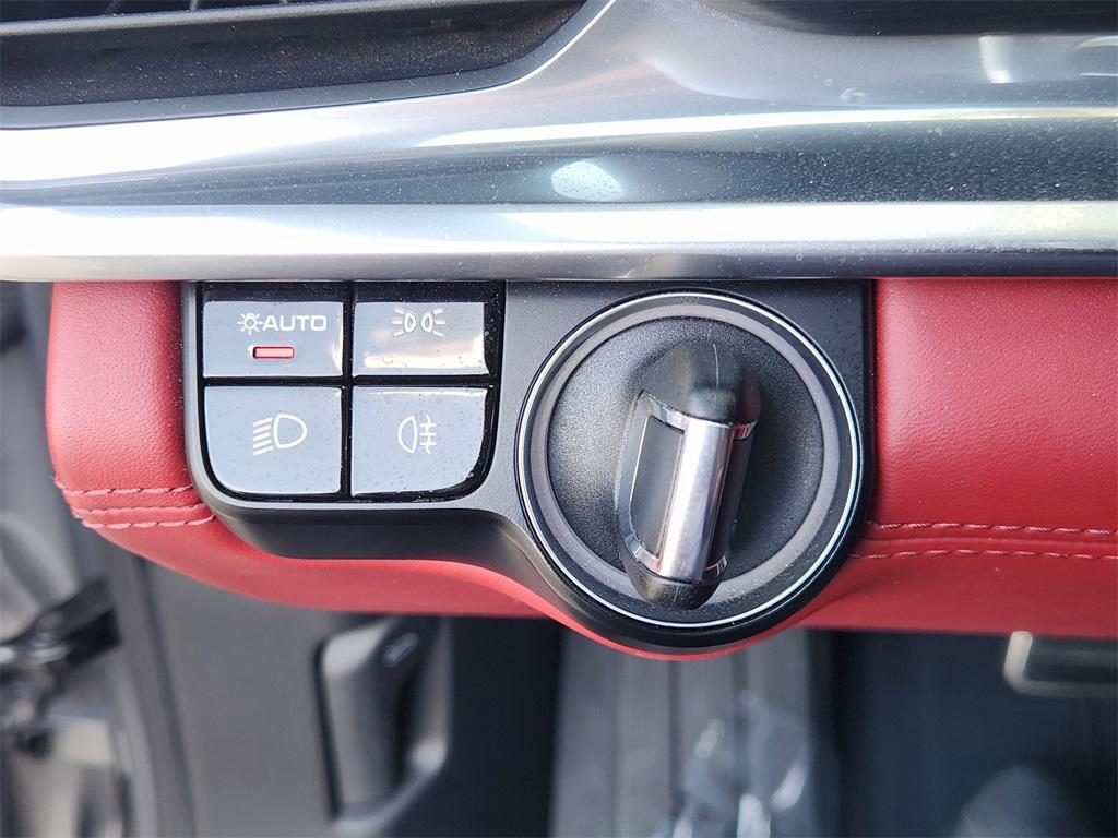 used 2020 Porsche Panamera car, priced at $67,888