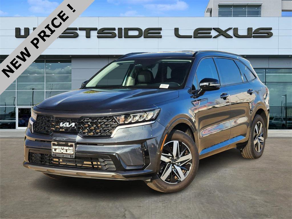 used 2022 Kia Sorento car, priced at $22,777