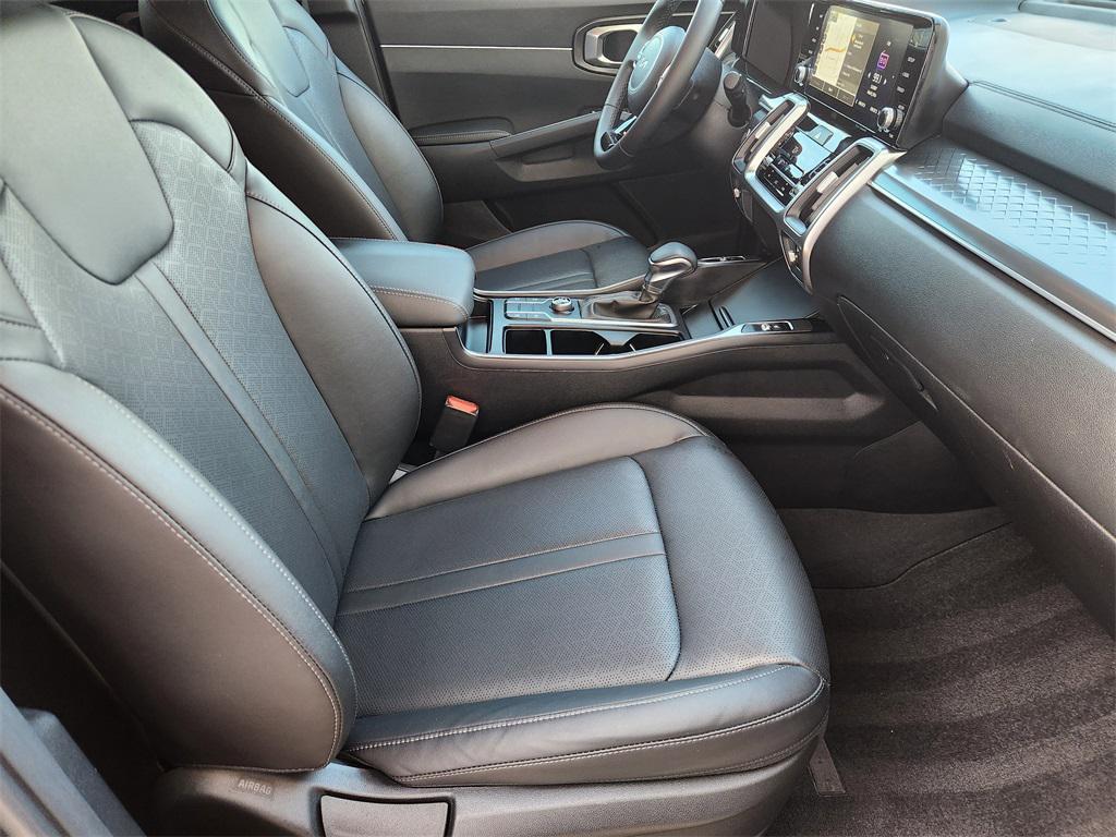 used 2022 Kia Sorento car, priced at $22,777