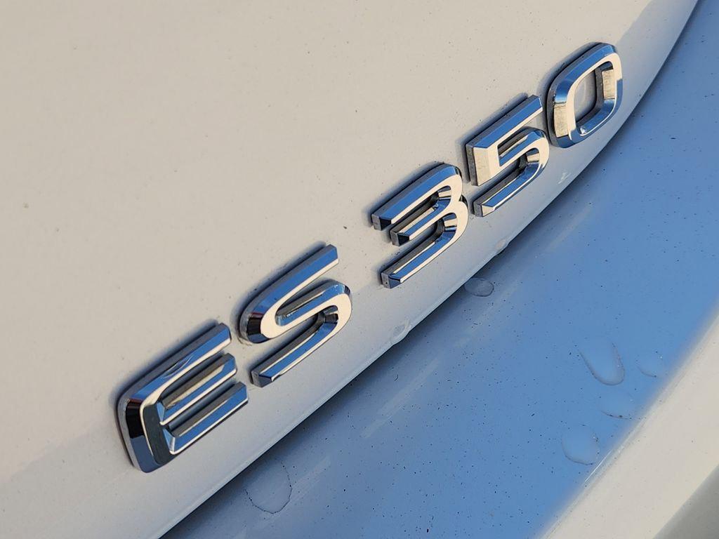 used 2025 Lexus ES 350 car, priced at $46,777