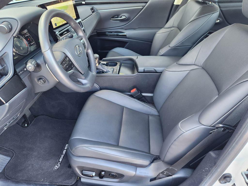 used 2025 Lexus ES 350 car, priced at $46,777