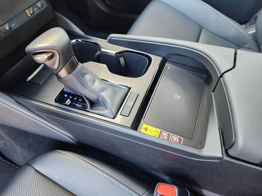 used 2025 Lexus ES 350 car, priced at $46,777