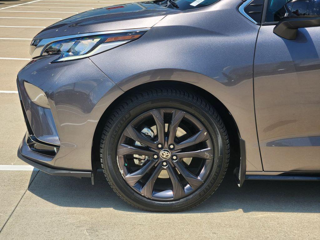 used 2022 Toyota Sienna car, priced at $40,888