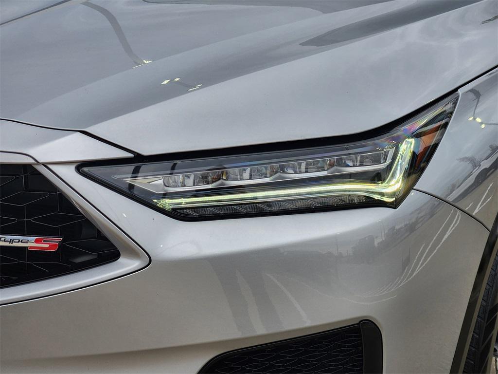 used 2024 Acura MDX car, priced at $52,777