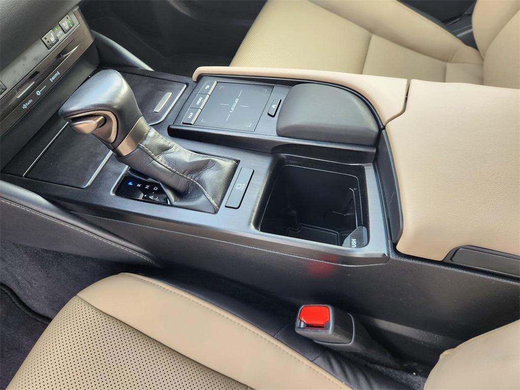 used 2020 Lexus ES 350 car, priced at $25,777