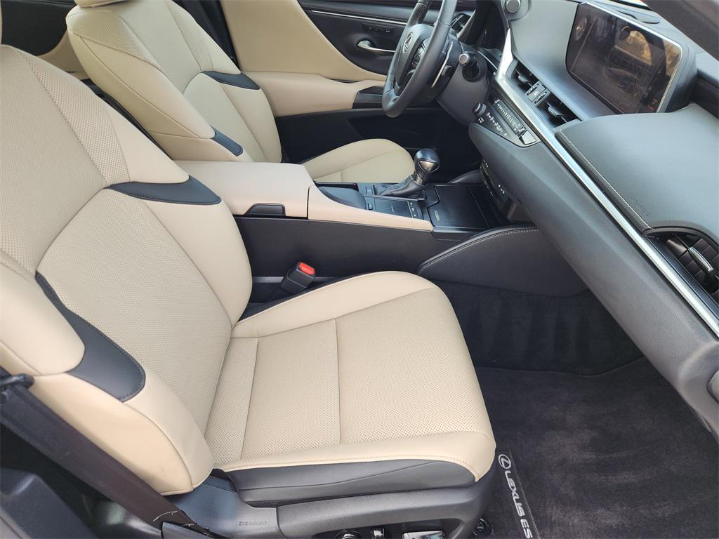 used 2020 Lexus ES 350 car, priced at $25,777