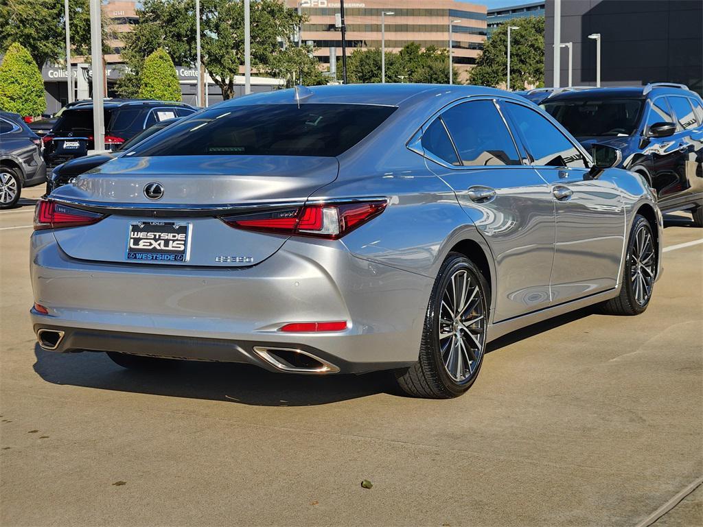 used 2024 Lexus ES 350 car, priced at $40,101
