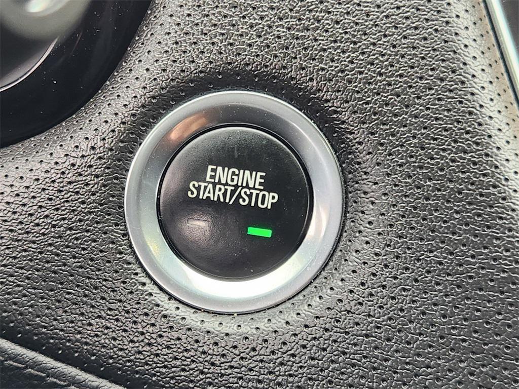 used 2023 Cadillac XT5 car, priced at $26,777