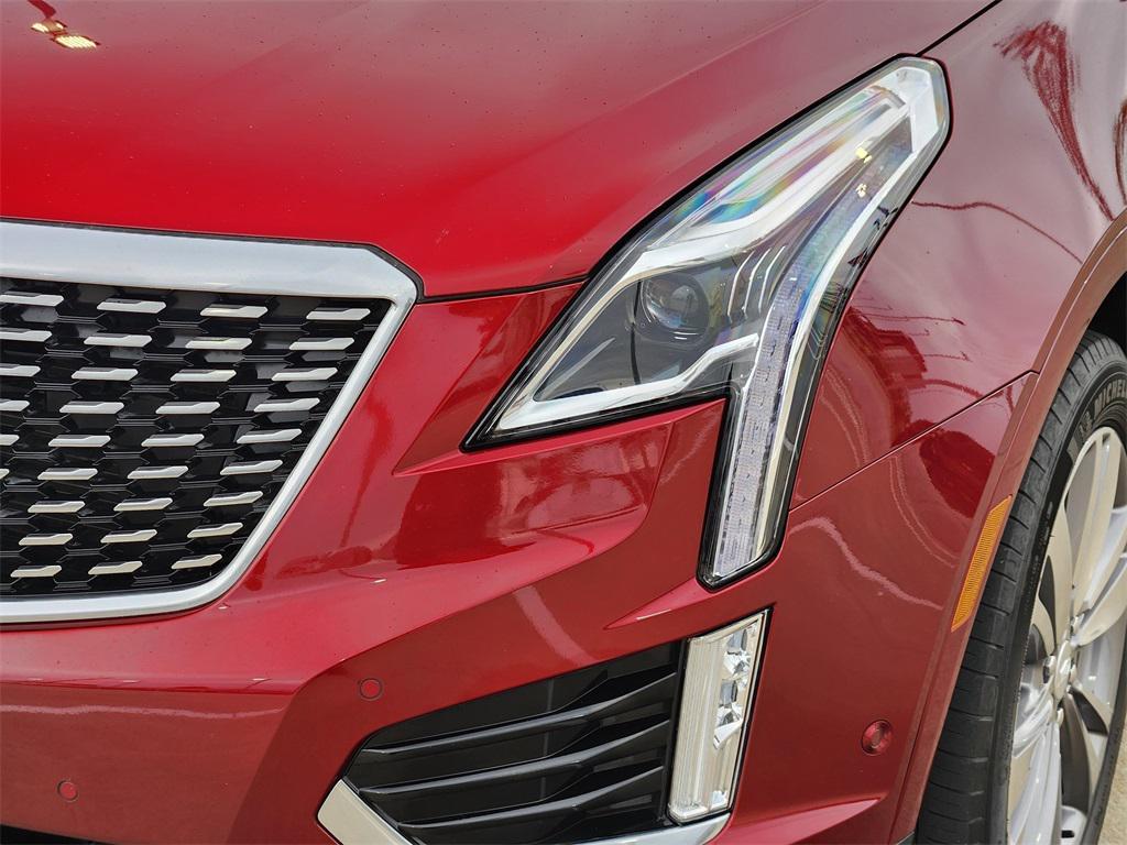 used 2023 Cadillac XT5 car, priced at $26,777