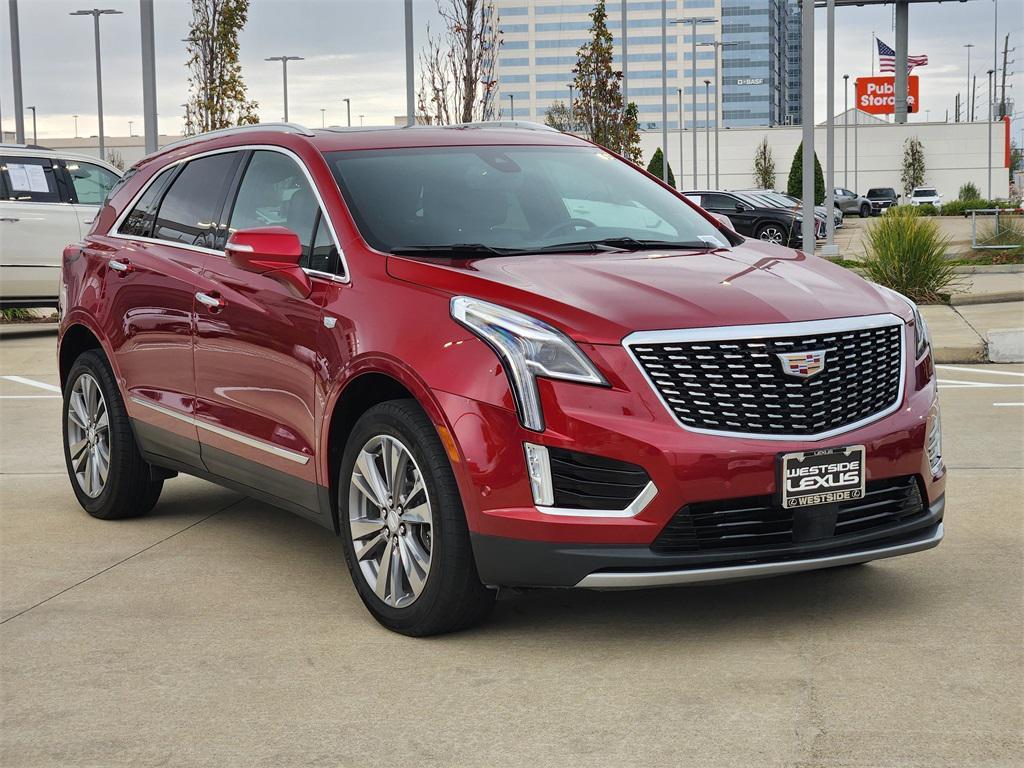 used 2023 Cadillac XT5 car, priced at $26,777