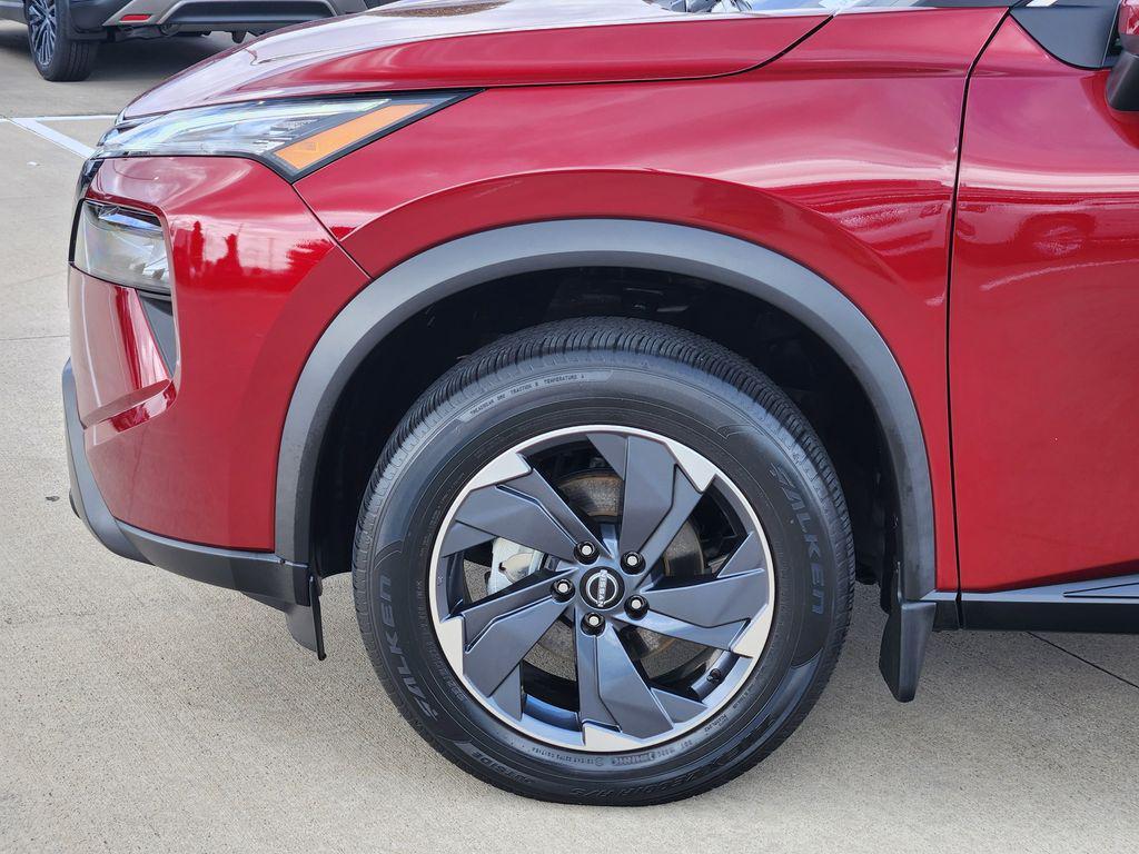 used 2024 Nissan Rogue car, priced at $25,888