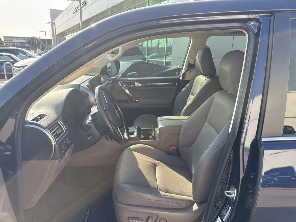 used 2023 Lexus GX 460 car