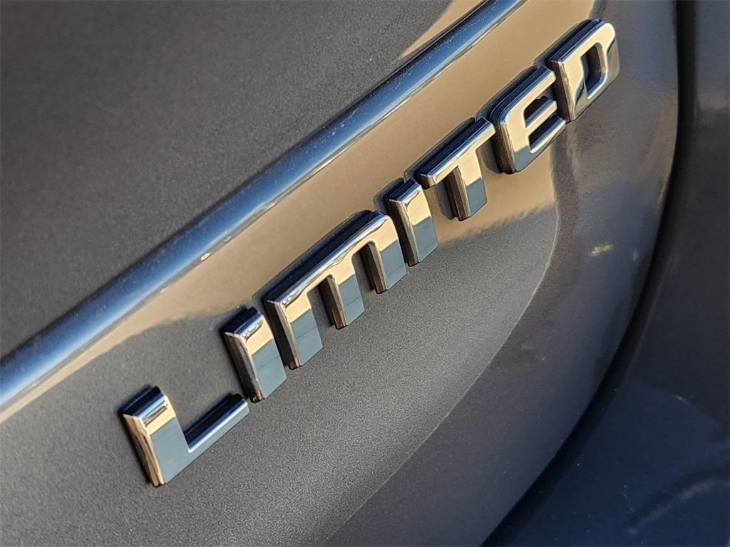 used 2023 Jeep Grand Cherokee L car, priced at $29,777