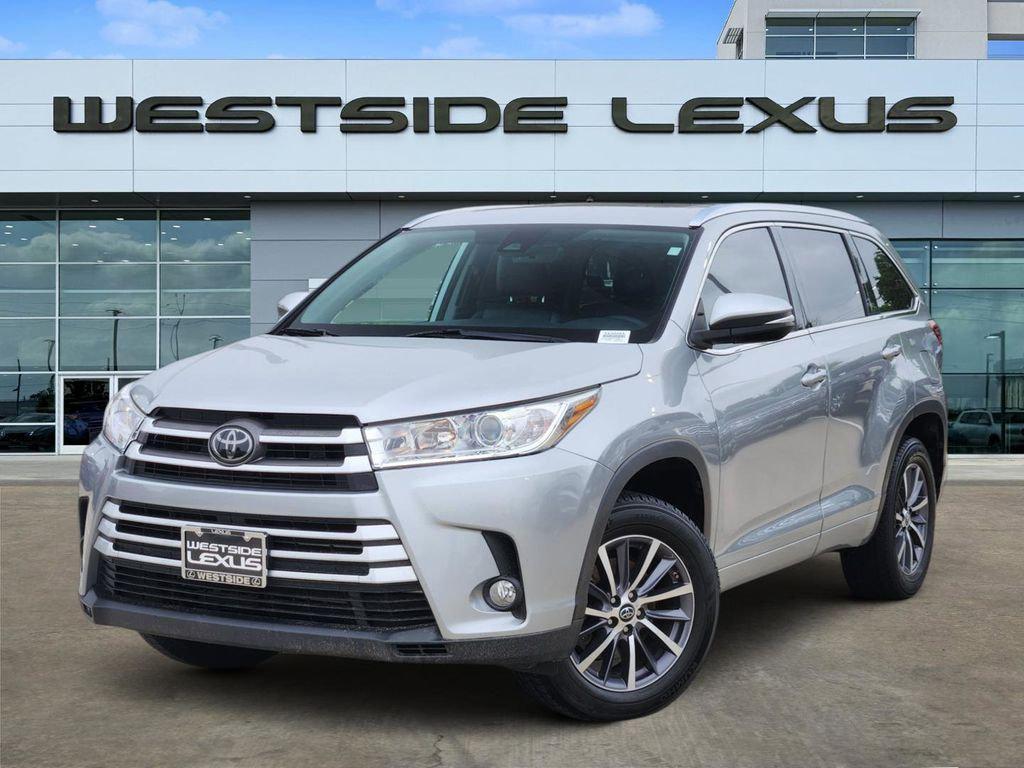 used 2018 Toyota Highlander car, priced at $22,113