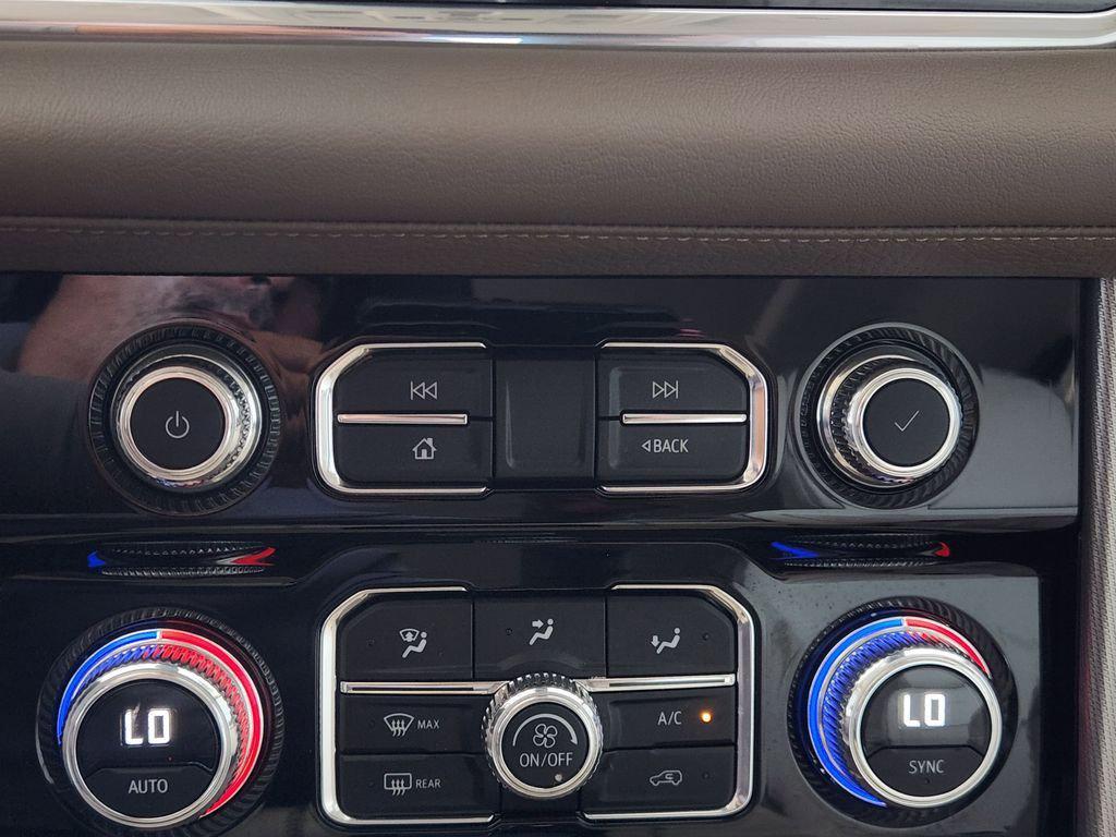 used 2023 GMC Yukon car, priced at $56,113
