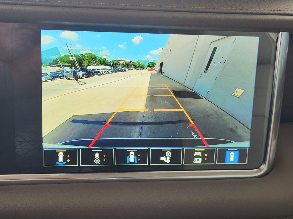 used 2023 GMC Yukon car, priced at $56,113