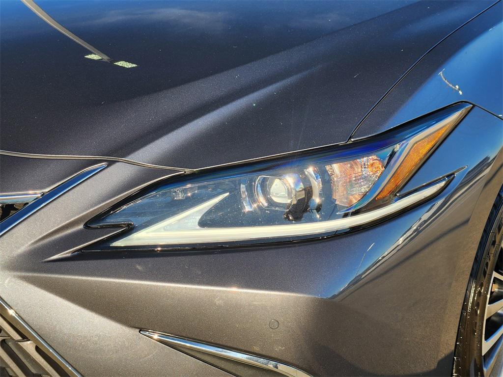 used 2022 Lexus ES 350 car, priced at $39,888