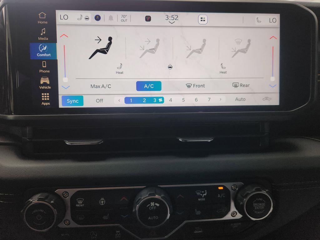 used 2025 Jeep Gladiator car, priced at $36,888