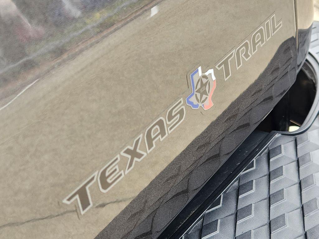 used 2025 Jeep Gladiator car, priced at $36,888