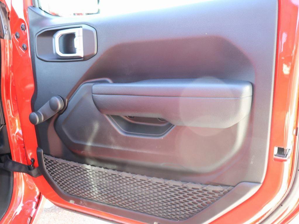 used 2024 Jeep Gladiator car, priced at $33,399