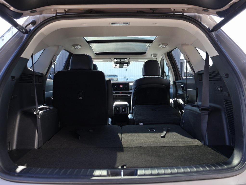 used 2025 Kia Sorento car, priced at $34,497