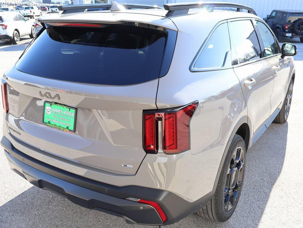 used 2025 Kia Sorento car, priced at $34,497