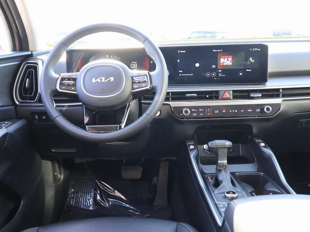 used 2025 Kia Sorento car, priced at $34,497