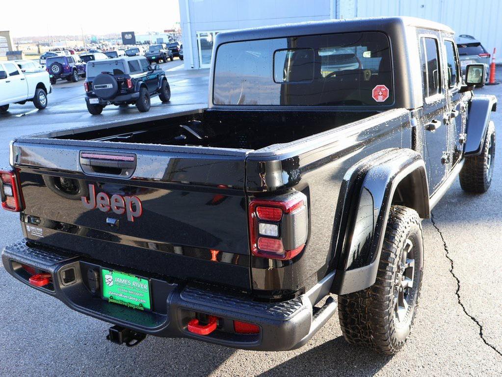 new 2026 Jeep Gladiator car, priced at $57,575