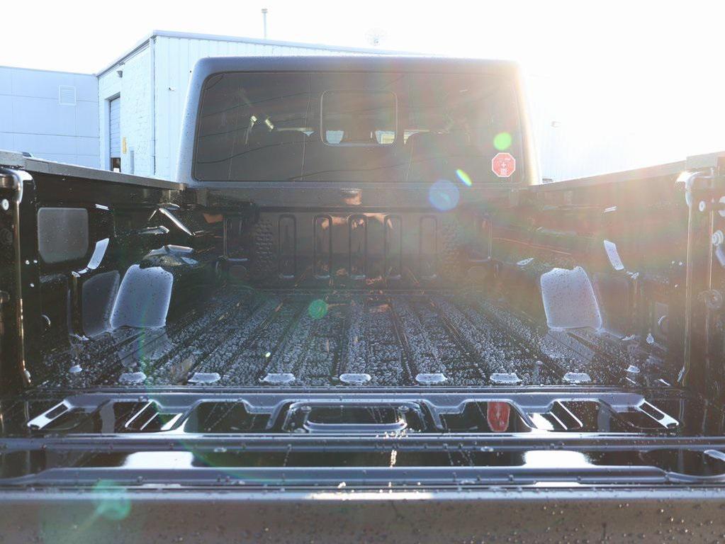 new 2026 Jeep Gladiator car, priced at $57,575