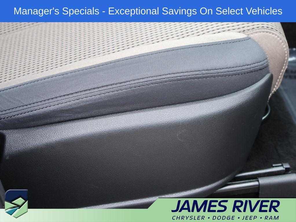 used 2022 Hyundai Santa Fe car, priced at $17,758