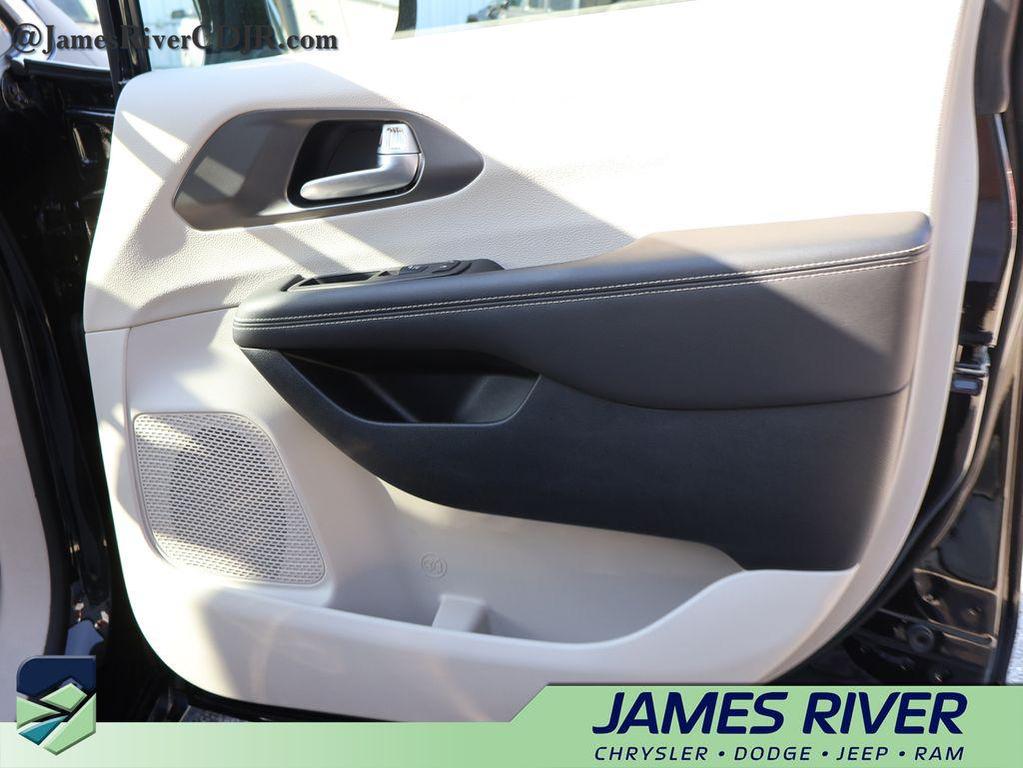 used 2024 Chrysler Pacifica car, priced at $24,990