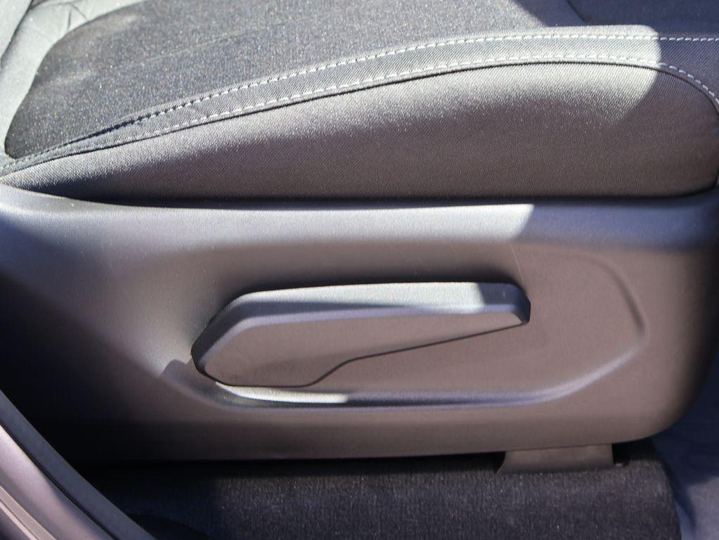 new 2026 Jeep Grand Cherokee car, priced at $44,025