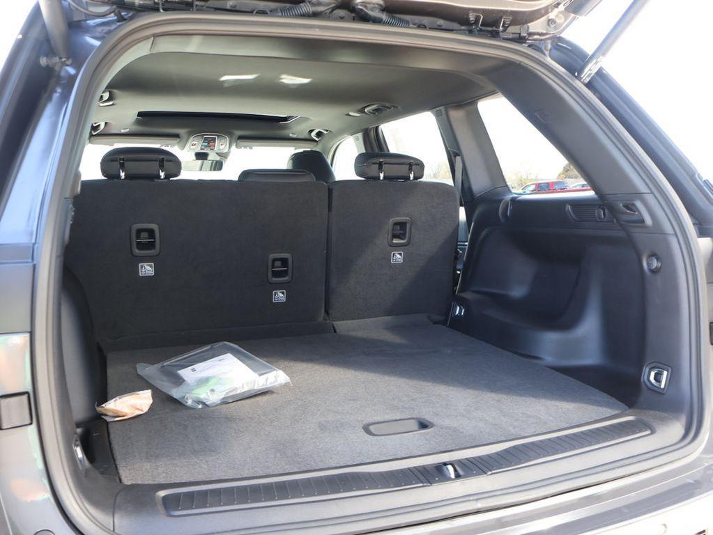 new 2026 Jeep Grand Cherokee car, priced at $44,025