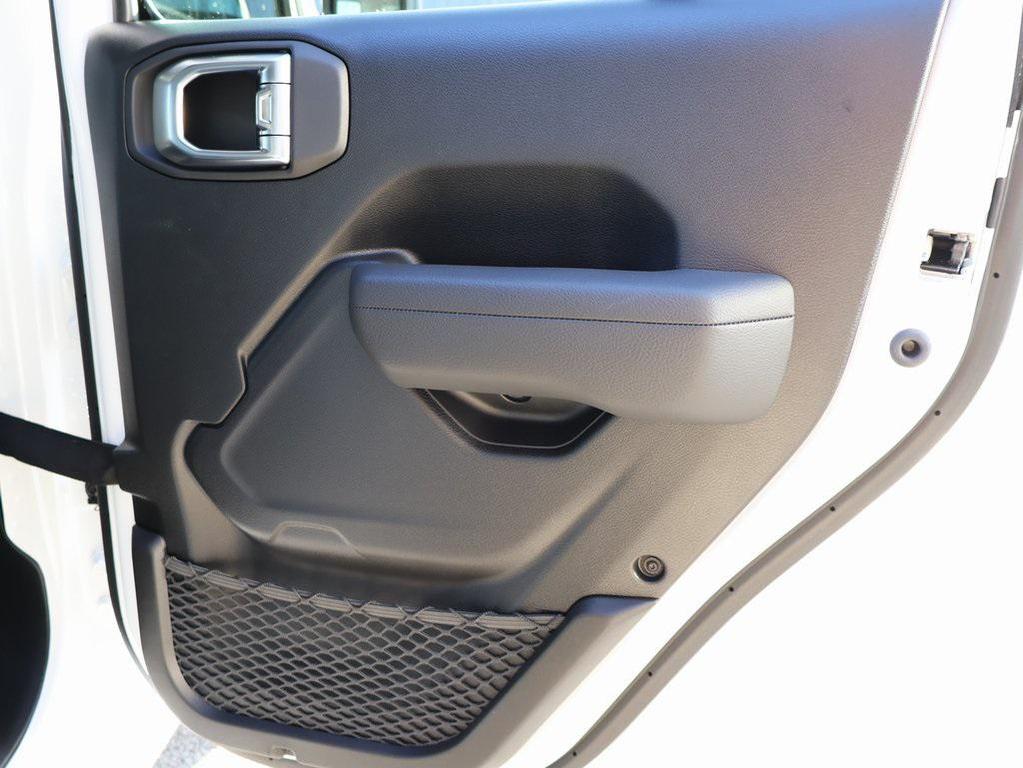 new 2026 Jeep Wrangler car, priced at $45,280