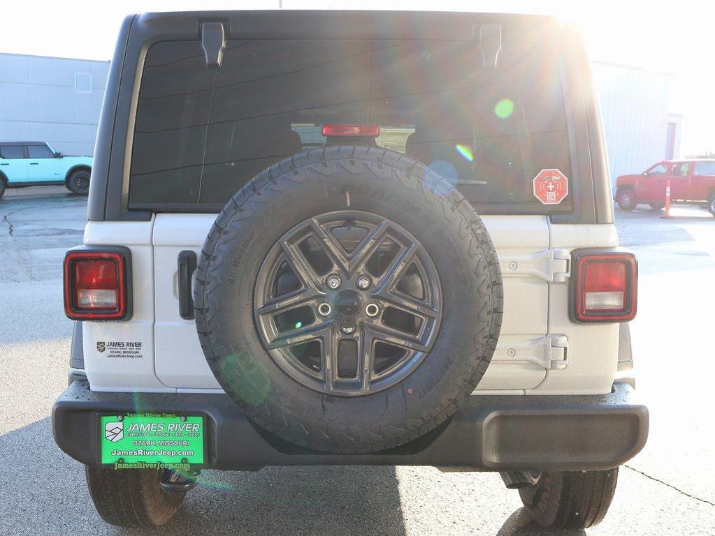 new 2026 Jeep Wrangler car, priced at $45,280