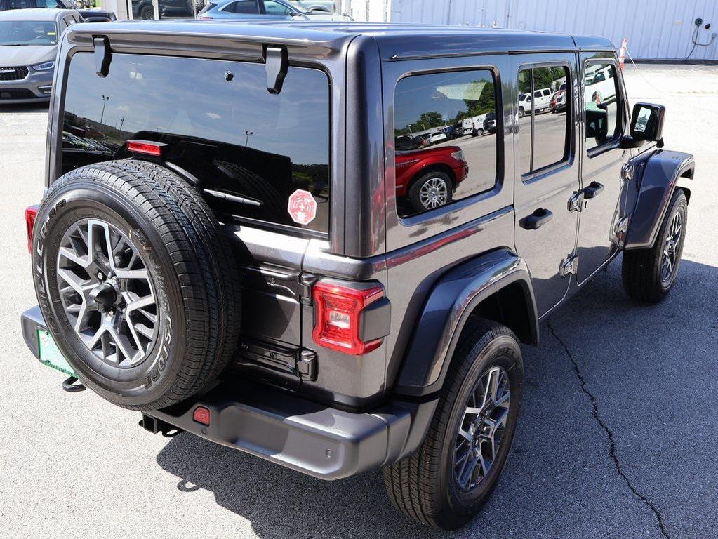 new 2025 Jeep Wrangler car, priced at $46,600