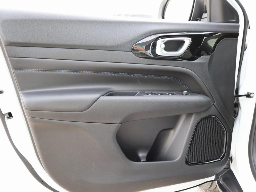 new 2026 Jeep Compass car, priced at $31,576