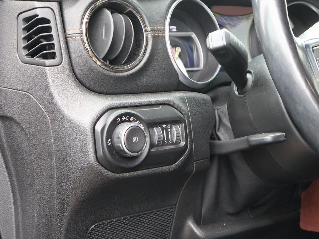 used 2021 Jeep Wrangler Unlimited car, priced at $31,999