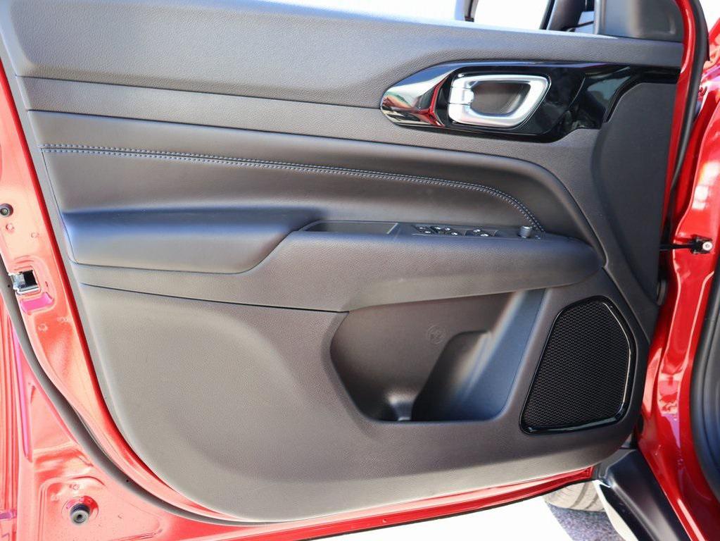 new 2026 Jeep Compass car, priced at $32,276