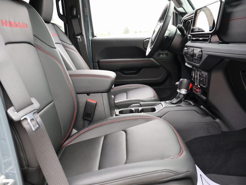 new 2026 Jeep Wrangler car, priced at $61,770