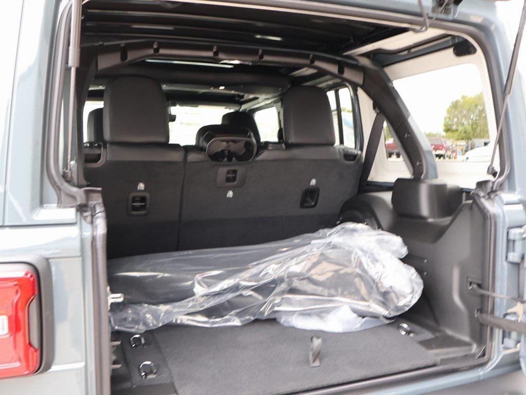 new 2026 Jeep Wrangler car, priced at $61,770