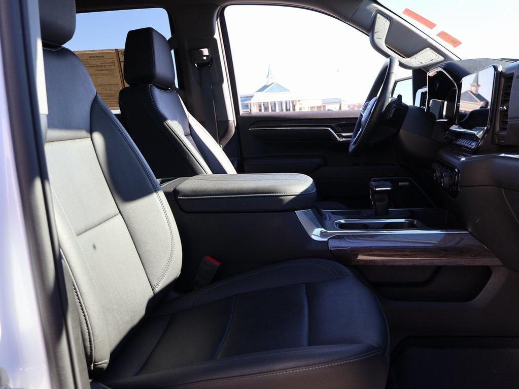 used 2024 Chevrolet Silverado 1500 car, priced at $46,229