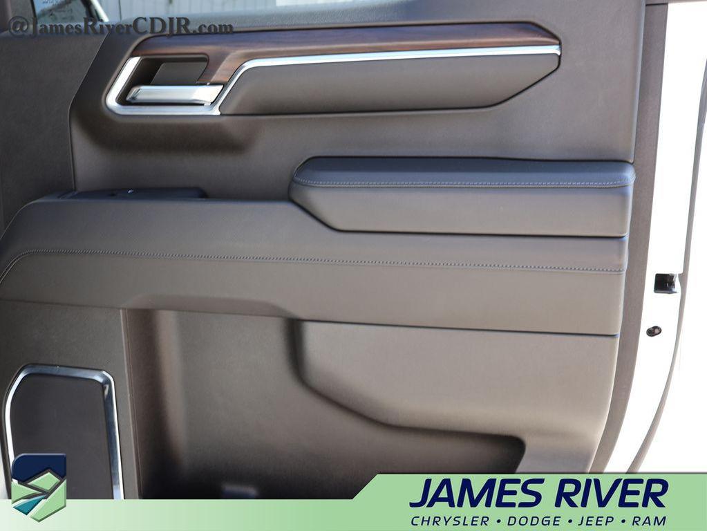 used 2024 GMC Sierra 1500 car, priced at $43,598