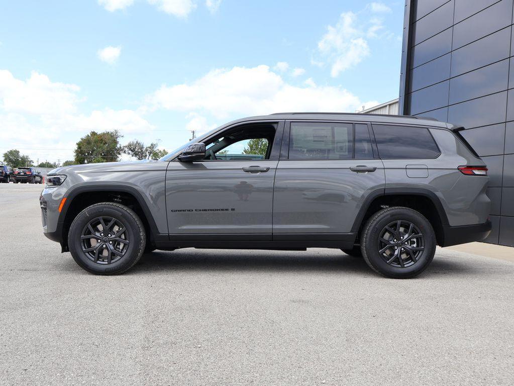 new 2027 Jeep Grand Cherokee L car, priced at $49,770