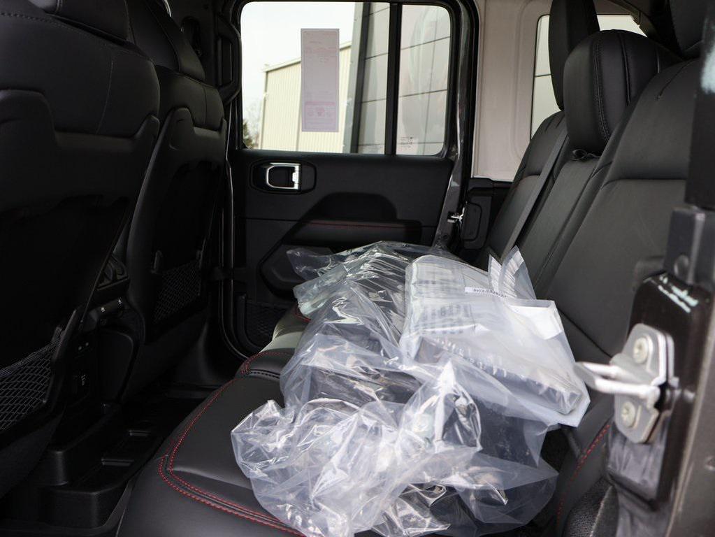 new 2026 Jeep Wrangler car, priced at $64,425