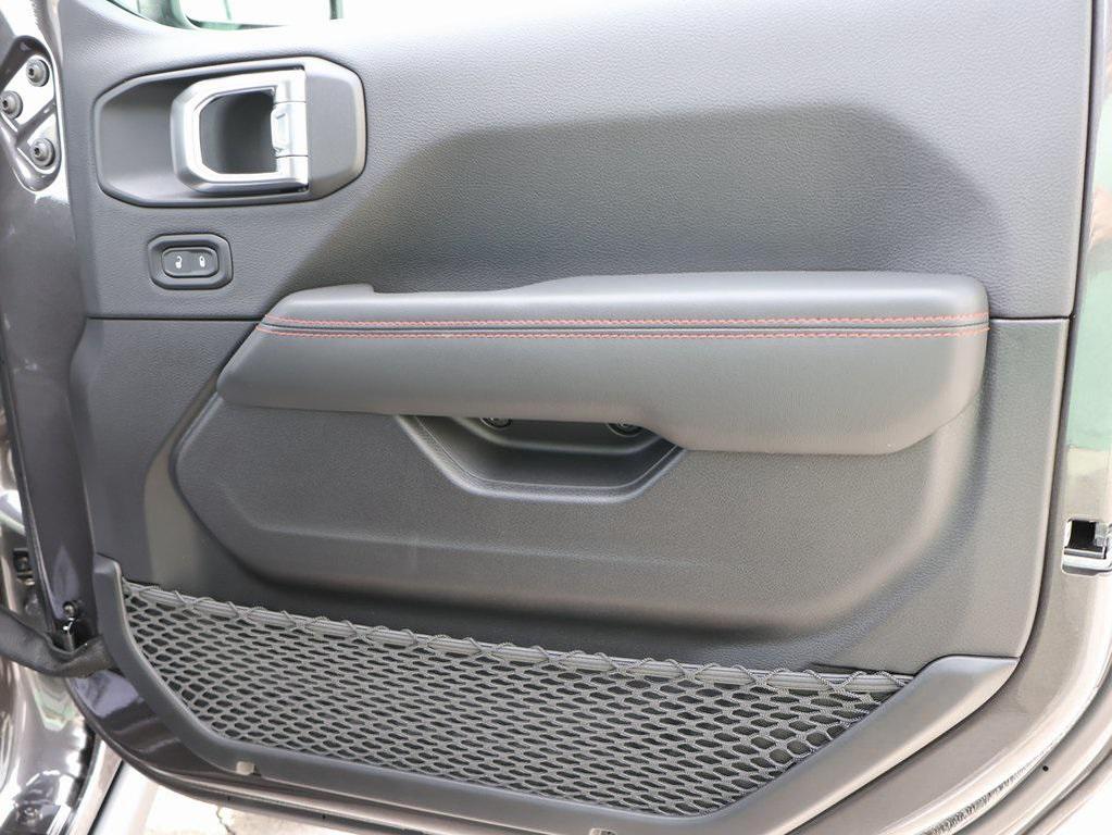 new 2026 Jeep Wrangler car, priced at $64,425