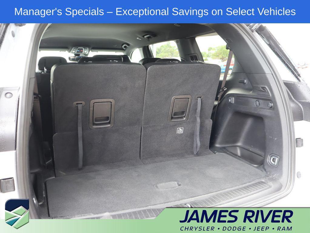 used 2024 Jeep Grand Cherokee L car, priced at $29,152