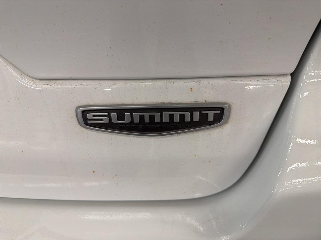 used 2022 Jeep Grand Cherokee car, priced at $36,999